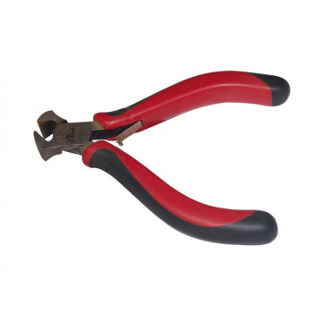 Mini pince coupante devant...