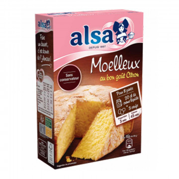 Préparation gâteau moelleux...
