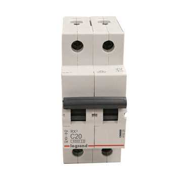 RX3 disjoncteur 4P C25 6000A